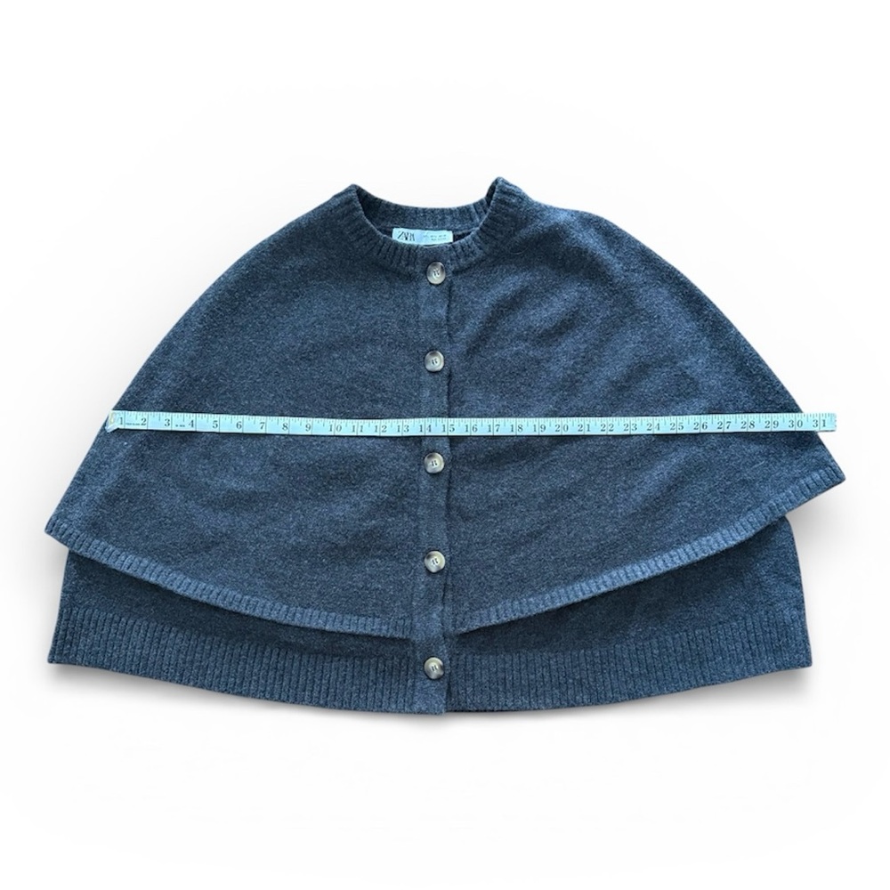 Zara Knit Cape Jacket - Large, gray - Picture 7 of 9